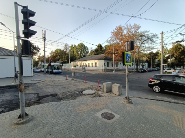 Sistarea traficului rutier la intersecția str. Tighina și str. București 