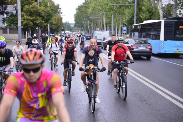 Peste 150 de cicliști au participat la Maratonul „Velo Road Chișinău”, ediția a IV-a