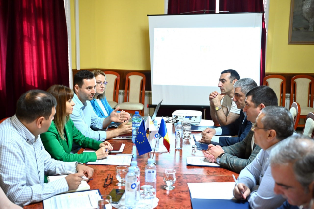 Vizită de studiu la Primăria Chișinău a unui grup de primari din Armenia