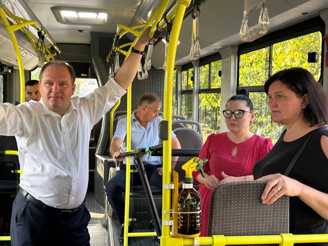 Deschiderea unei noi rute de autobuz către satele Dumbrava, Trușeni