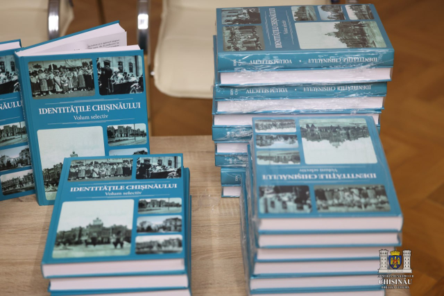 A fost lansat volumul selectiv „Identitățile Chișinăului”, coordonat de Sergiu Musteață și Alexandru Corduneanu 
