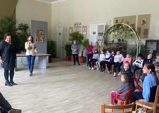 Donation for the City Center for Young Naturalists GREEN GATE in the capital, where are integrated the children of Ukrainian refugees 
