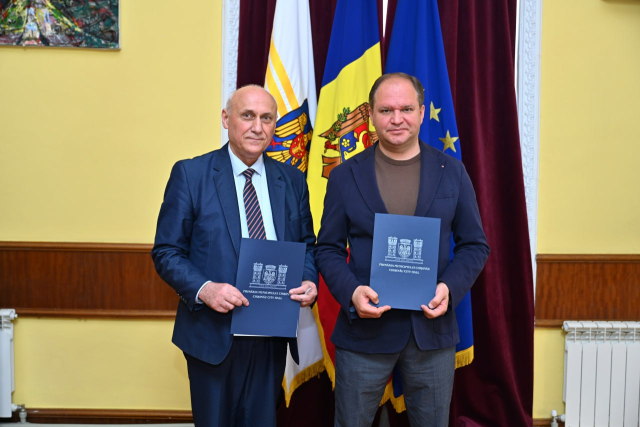Примэрия муниципия Кишинэу и Союз юристов Молдовы подписали соглашение о сотрудничестве