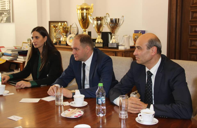 The general mayor of Chisinau municipality, Ion Ceban, undertakes today a working visit to Bucharest

